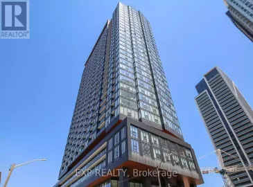 19 Western Battery Road, Toronto, Ontario M5V3V2, 2 Bedrooms Bedrooms, ,2 BathroomsBathrooms,Single Family,For Lease,Western Battery,C7311894
