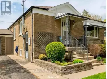 4 Hollingworth Drive, Toronto, Ontario M1P1E2, 3 Bedrooms Bedrooms, ,2 BathroomsBathrooms,Single Family,For Lease,Hollingworth,E7312332
