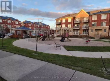 5050 Intrepid Drive, Mississauga, Ontario L5M0E8, 2 Bedrooms Bedrooms, ,2 BathroomsBathrooms,Single Family,For Lease,Intrepid,W7313000