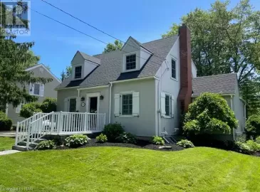 385 THOROLD Road, Welland, ON L3C3W4, 3 Bedrooms Bedrooms, ,2 BathroomsBathrooms,Single Family,For Sale,THOROLD,40483844