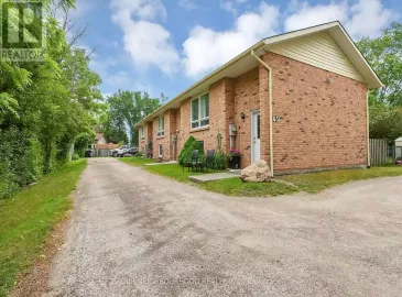 65 Joseph Street, Kawartha Lakes, Ontario K0M1A0, 9 Bedrooms Bedrooms, ,5 BathroomsBathrooms,Single Family,For Sale,Joseph,X7224404