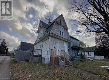4740 EPWORTH Circle, Niagara Falls, Ontario L2E1C9, 3 Bedrooms Bedrooms, ,3 BathroomsBathrooms,Single Family,For Lease,EPWORTH,40511965 4740 EPWORTH Circle, Niagara Falls, Ontario L2E1C9, 3 Bedrooms Bedrooms, ,3 BathroomsBathrooms,Single Family,For Lease,EPWORTH,40511965