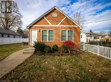 319 CHERRYWOOD Avenue, Crystal Beach, Ontario L0S1B0, 3 Bedrooms Bedrooms, ,2 BathroomsBathrooms,Single Family,For Sale,CHERRYWOOD,40512659 319 CHERRYWOOD Avenue, Crystal Beach, Ontario L0S1B0, 3 Bedrooms Bedrooms, ,2 BathroomsBathrooms,Single Family,For Sale,CHERRYWOOD,40512659