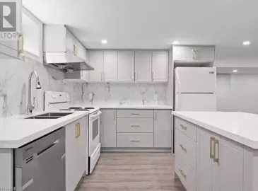 425 BUNTING Road, St. Catharines, Ontario L2M3Z3, 1 Bedroom Bedrooms, ,1 BathroomBathrooms,Single Family,For Lease,BUNTING,40515181 425 BUNTING Road, St. Catharines, Ontario L2M3Z3, 1 Bedroom Bedrooms, ,1 BathroomBathrooms,Single Family,For Lease,BUNTING,40515181