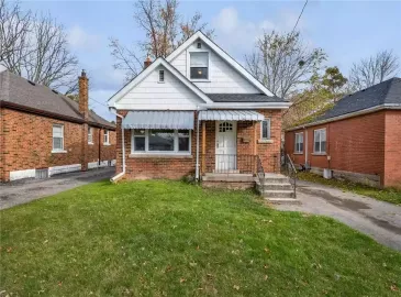Hamilton, Ontario L8S3A7, 7 Bedrooms Bedrooms, ,2 BathroomsBathrooms,Single Family,For Sale,H4180465