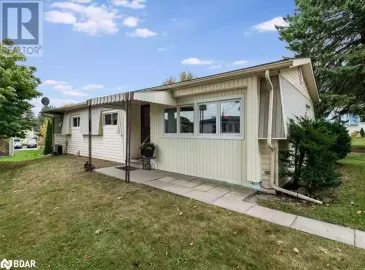 11 TREFOIL Drive, Innisfil, Ontario L9S1P8, 2 Bedrooms Bedrooms, ,1 BathroomBathrooms,Single Family,For Sale,TREFOIL,40515436