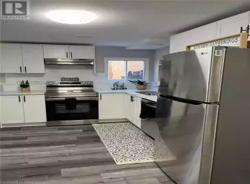 87 CHAPEL HILL Crescent, Welland, Ontario L3C6G8, 2 Bedrooms Bedrooms, ,1 BathroomBathrooms,Single Family,For Lease,CHAPEL HILL,40515466 87 CHAPEL HILL Crescent, Welland, Ontario L3C6G8, 2 Bedrooms Bedrooms, ,1 BathroomBathrooms,Single Family,For Lease,CHAPEL HILL,40515466