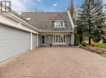 460 Beacon Hall Drive, Aurora, Ontario L4G0L3, 3 Bedrooms Bedrooms, ,5 BathroomsBathrooms,Single Family,For Sale,Beacon Hall,N7312976