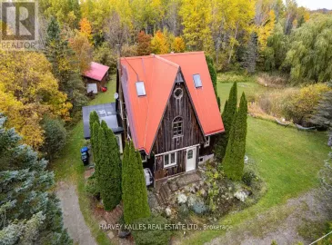 194 Concession 11 Road, Tiny, Ontario L0L2J0, 3 Bedrooms Bedrooms, ,3 BathroomsBathrooms,Single Family,For Sale,Concession 11,S7312578