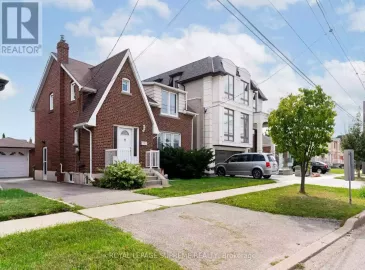 339 Ranee, Toronto, ON M6A1N9, 3 Bedrooms Bedrooms, ,2 BathroomsBathrooms,Single Family,For Sale,Ranee,W7312556