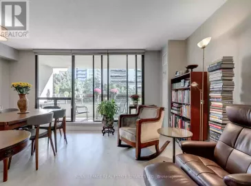100 Quebec, Toronto, Ontario M6P4B9, 2 Bedrooms Bedrooms, ,2 BathroomsBathrooms,Single Family,For Sale,Quebec,W7312898 100 Quebec, Toronto, Ontario M6P4B9, 2 Bedrooms Bedrooms, ,2 BathroomsBathrooms,Single Family,For Sale,Quebec,W7312898