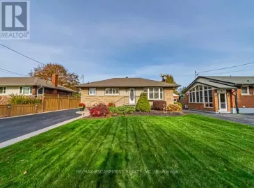 5 Regina, St. Catharines, Ontario L2M3G5, 6 Bedrooms Bedrooms, ,2 BathroomsBathrooms,Single Family,For Sale,Regina,X7312686 5 Regina, St. Catharines, Ontario L2M3G5, 6 Bedrooms Bedrooms, ,2 BathroomsBathrooms,Single Family,For Sale,Regina,X7312686