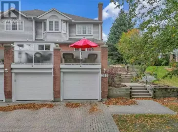 313 GEORGE Street, Cambridge, Ontario N1S4X6, 2 Bedrooms Bedrooms, ,3 BathroomsBathrooms,Single Family,For Sale,GEORGE,40514315