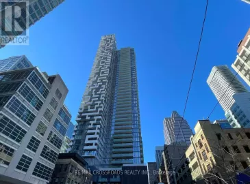 25 Richmond Street, Toronto, Ontario M5C0A6, 2 Bedrooms Bedrooms, ,2 BathroomsBathrooms,Single Family,For Lease,Richmond,C7313046