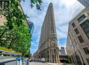 25 The Esplanade, Toronto, Ontario M5E1W5, 3 Bedrooms Bedrooms, ,2 BathroomsBathrooms,Single Family,For Lease,The Esplanade,C7313172
