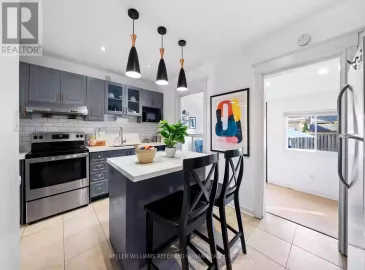 208 Winnett, Toronto, ON M6C3L9, 3 Bedrooms Bedrooms, ,2 BathroomsBathrooms,Single Family,For Sale,Winnett,C7313726