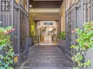 375 King Street, Toronto, Ontario M5V1K1, 2 Bedrooms Bedrooms, ,2 BathroomsBathrooms,Single Family,For Lease,King,C7313942