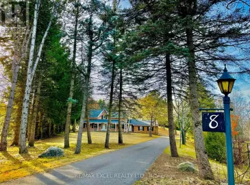 8 Blue Grass Drive, Aurora, Ontario L4G6W4, 5 Bedrooms Bedrooms, ,4 BathroomsBathrooms,Single Family,For Lease,Blue Grass,N7314280