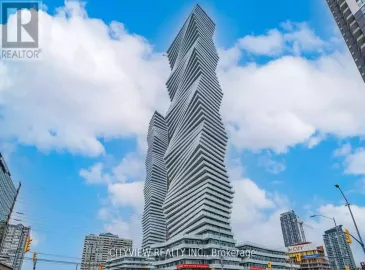 3900 Confederation Parkway, Mississauga, Ontario L5B0M3, 2 Bedrooms Bedrooms, ,1 BathroomBathrooms,Single Family,For Lease,Confederation,W7314320