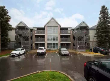Burlington, Ontario L7M4C2, 2 Bedrooms Bedrooms, ,1 BathroomBathrooms,Single Family,For Sale,H4180611