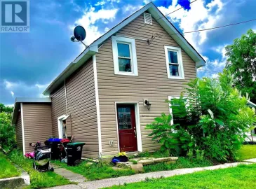 220 Martha Street, Tay, Ontario L0K2A0, 2 Bedrooms Bedrooms, ,1 BathroomBathrooms,Single Family,For Sale,Martha,S5779681