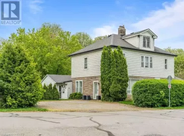 16 LAKESIDE Drive, St. Catharines, Ontario L2M1P2, 6 Bedrooms Bedrooms, ,2 BathroomsBathrooms,Multi-family,For Sale,LAKESIDE,40426121