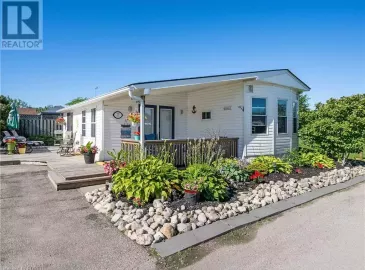 92 CLUBHOUSE Road, Turkey Point, ON N0E1T0, 2 Bedrooms Bedrooms, ,1 BathroomBathrooms,Single Family,For Sale,CLUBHOUSE,40468066