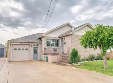 Stoney Creek, Ontario L8E1Z5, 3 Bedrooms Bedrooms, ,2 BathroomsBathrooms,Single Family,For Sale,H4140579
