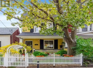 25 Spruce Street, Toronto, Ontario M5A2H8, 6 Bedrooms Bedrooms, ,2 BathroomsBathrooms,Single Family,For Sale,Spruce,C7270204 25 Spruce Street, Toronto, Ontario M5A2H8, 6 Bedrooms Bedrooms, ,2 BathroomsBathrooms,Single Family,For Sale,Spruce,C7270204