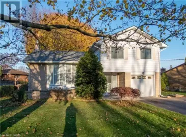 62 GLENDALE Drive, Tillsonburg, Ontario N4G1J6, 3 Bedrooms Bedrooms, ,3 BathroomsBathrooms,Single Family,For Sale,GLENDALE,40513904