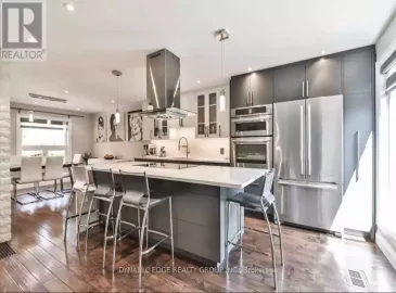 92 Floribunda Crescent, Brampton, Ontario L6T4S2, 3 Bedrooms Bedrooms, ,2 BathroomsBathrooms,Single Family,For Lease,Floribunda,W7311738