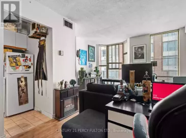 55 Centre, Toronto, Ontario M5G2H5, 1 Bedroom Bedrooms, ,1 BathroomBathrooms,Single Family,For Sale,Centre,C7312538