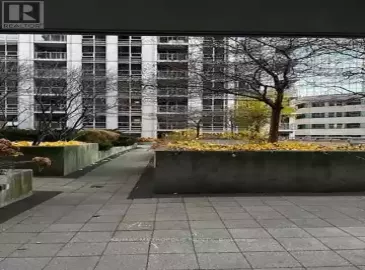761 Bay Street, Toronto, Ontario M5G2R2, 2 Bedrooms Bedrooms, ,2 BathroomsBathrooms,Single Family,For Sale,Bay,C7314376