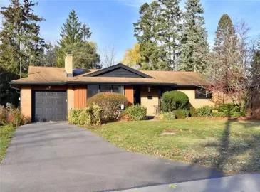 Ancaster, ON L9G3A3, 3 Bedrooms Bedrooms, ,1 BathroomBathrooms,Single Family,For Lease,H4180555 Ancaster, ON L9G3A3, 3 Bedrooms Bedrooms, ,1 BathroomBathrooms,Single Family,For Lease,H4180555