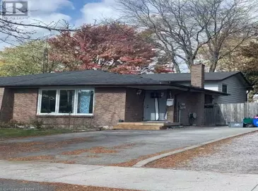 8077 AINTREE Drive, Niagara Falls, Ontario L2V1H3, 5 Bedrooms Bedrooms, ,2 BathroomsBathrooms,Single Family,For Sale,AINTREE,40515944