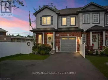 1102 Garrison Road, Fort Erie, Ontario L2A1N9, 3 Bedrooms Bedrooms, ,3 BathroomsBathrooms,Single Family,For Sale,Garrison,X7316024