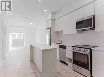 2433 Dufferin Street, Toronto, Ontario M6E0B4, 3 Bedrooms Bedrooms, ,2 BathroomsBathrooms,Single Family,For Lease,Dufferin,W7315822 2433 Dufferin Street, Toronto, Ontario M6E0B4, 3 Bedrooms Bedrooms, ,2 BathroomsBathrooms,Single Family,For Lease,Dufferin,W7315822