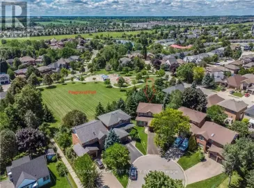 135 Kennedy, Hamilton, Ontario L9B2C7, 4 Bedrooms Bedrooms, ,4 BathroomsBathrooms,Single Family,For Sale,Kennedy,X7316076