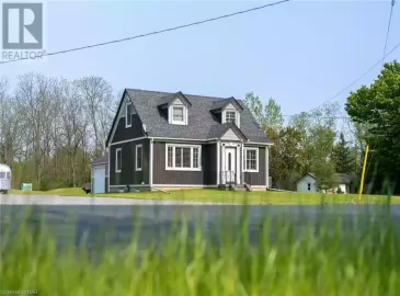 560 ROSEHILL Road, Fort Erie, Ontario L2A5M4, 3 Bedrooms Bedrooms, ,1 BathroomBathrooms,Single Family,For Sale,ROSEHILL,40516071