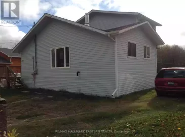 43 Veterans Road, Moosonee, ON P0L1Y0, 3 Bedrooms Bedrooms, ,2 BathroomsBathrooms,Single Family,For Sale,Veterans,X7316150 43 Veterans Road, Moosonee, ON P0L1Y0, 3 Bedrooms Bedrooms, ,2 BathroomsBathrooms,Single Family,For Sale,Veterans,X7316150