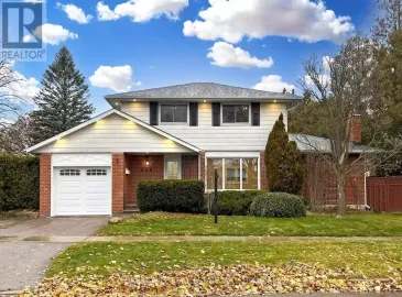 550 Oakwood, Oshawa, Ontario L1G2R1, 6 Bedrooms Bedrooms, ,3 BathroomsBathrooms,Single Family,For Sale,Oakwood,E7317070