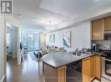 17 BARBERRY Place, North York, Ontario M2K3E2, 2 Bedrooms Bedrooms, ,2 BathroomsBathrooms,Single Family,For Sale,BARBERRY,40516265