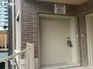 39 Honeycrisp Crescent, Vaughan, Ontario L4K0N6, 2 Bedrooms Bedrooms, ,3 BathroomsBathrooms,Single Family,For Lease,Honeycrisp,N7318578 39 Honeycrisp Crescent, Vaughan, Ontario L4K0N6, 2 Bedrooms Bedrooms, ,3 BathroomsBathrooms,Single Family,For Lease,Honeycrisp,N7318578