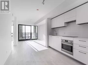 33 Frederick Todd Way, Toronto, Ontario M4G0C9, 2 Bedrooms Bedrooms, ,1 BathroomBathrooms,Single Family,For Lease,Frederick Todd,C7319720