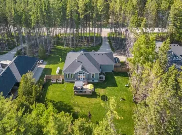 Elmwood, Ontario N0G1S0, 3 Bedrooms Bedrooms, ,2 BathroomsBathrooms,Single Family,For Sale,H4164825
