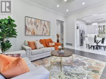 518 Queenston Street, St. Catharines, Ontario L2R7K6, 2 Bedrooms Bedrooms, ,2 BathroomsBathrooms,Single Family,For Sale,Queenston,X6163940