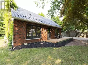 4013 Highway 6, Puslinch, Ontario N0B2J0, 5 Bedrooms Bedrooms, ,3 BathroomsBathrooms,Single Family,For Sale,Highway 6,X6195944 4013 Highway 6, Puslinch, Ontario N0B2J0, 5 Bedrooms Bedrooms, ,3 BathroomsBathrooms,Single Family,For Sale,Highway 6,X6195944