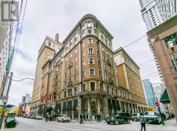 22 Leader Lane, Toronto, Ontario M5E0B2, 1 Bedroom Bedrooms, ,1 BathroomBathrooms,Single Family,For Sale,Leader,C6731174