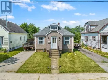 94 GRASSIE Avenue, Port Colborne, ON L3K1Z9, 3 Bedrooms Bedrooms, ,1 BathroomBathrooms,Single Family,For Sale,GRASSIE,40460643