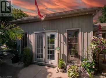 10 JOHN Street, Norwich, Ontario N0J1P0, 3 Bedrooms Bedrooms, ,1 BathroomBathrooms,Single Family,For Sale,JOHN,40472605
